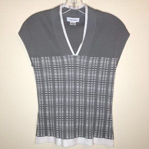 NEW - Calvin Klein Soft Light Gray Sleeveless/V-Neck Cotton Sweater Y2K